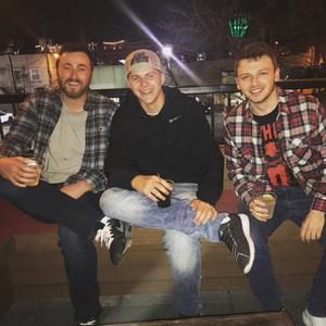 Meet your Posher, Sam